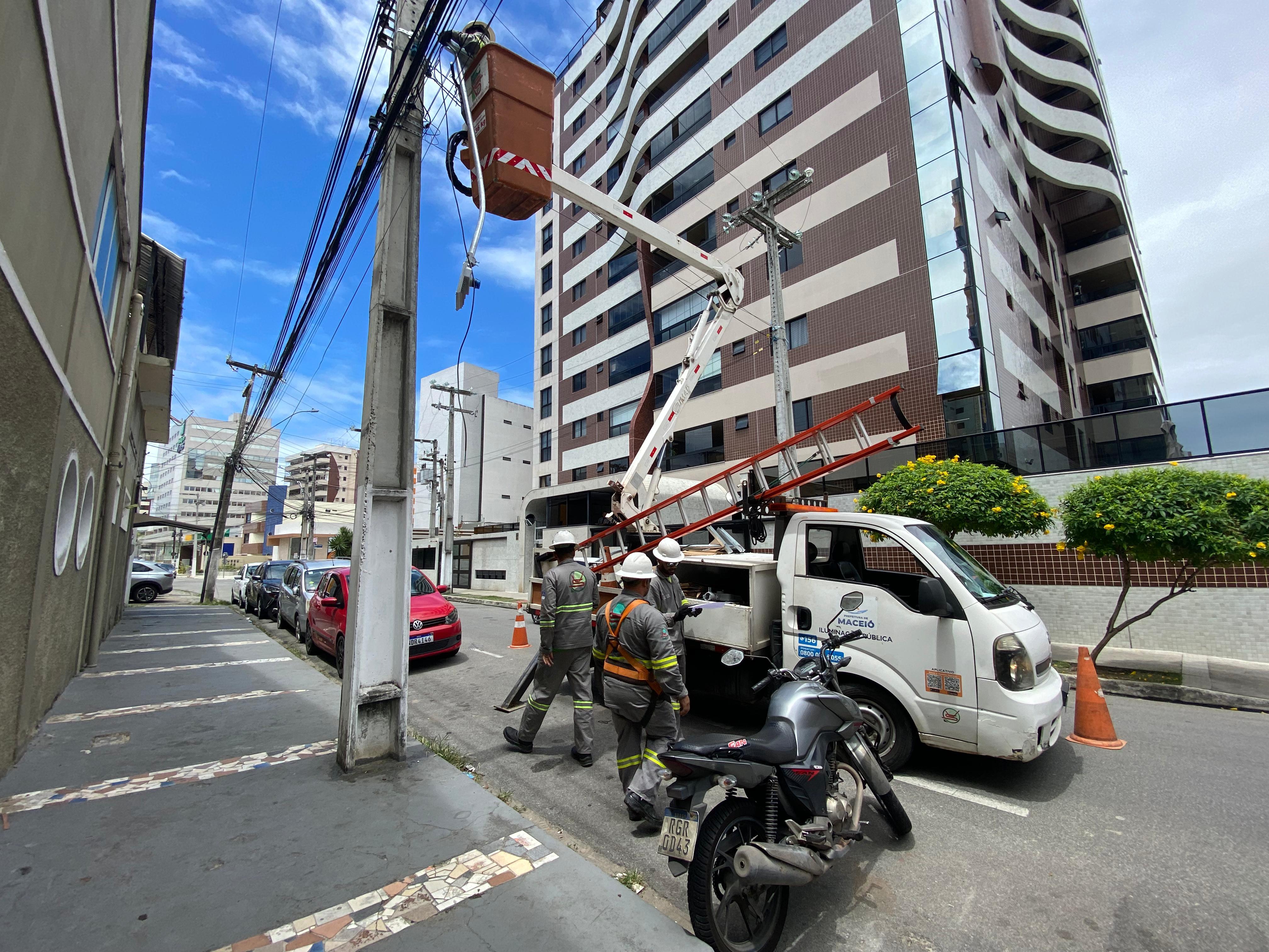 Manutenção da Ilumina realizou 4.166 atendimentos no mês de junho