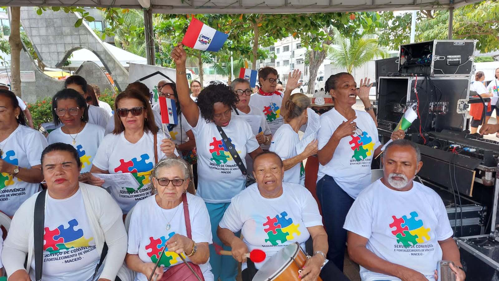 Estudantes do Mossunguê conhecem o mantra Hare Krishna - Prefeitura de  Curitiba