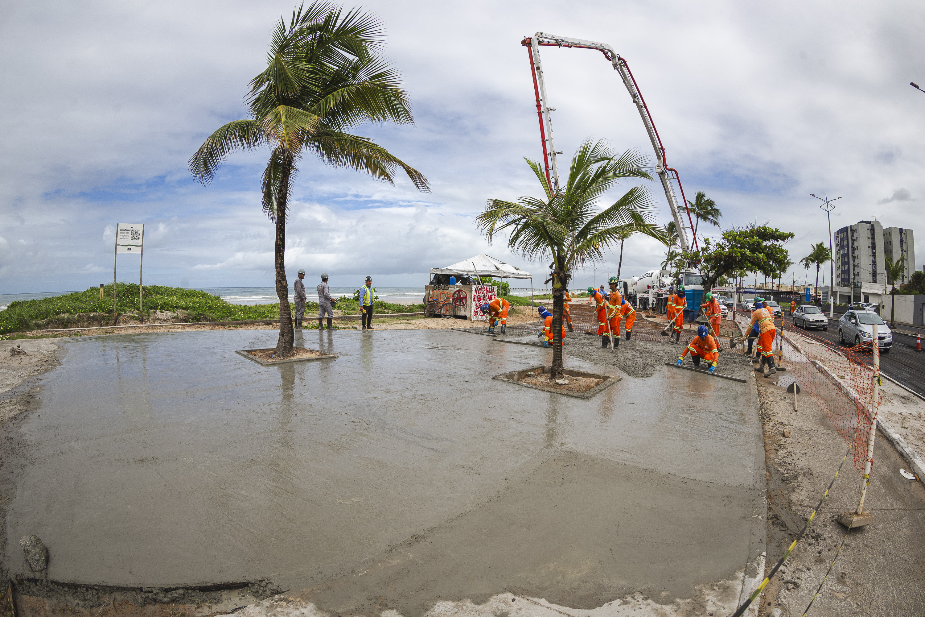 Obras de reurbanização da Praia da Avenida estão em fase final