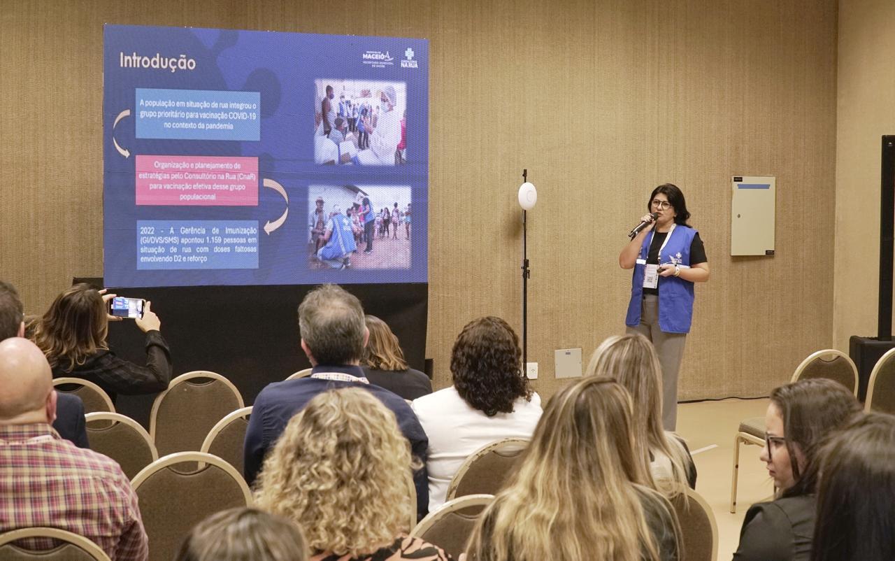 Consultório na Rua participa da II Oficina Nacional do Projeto ImunizaSUS em Brasília