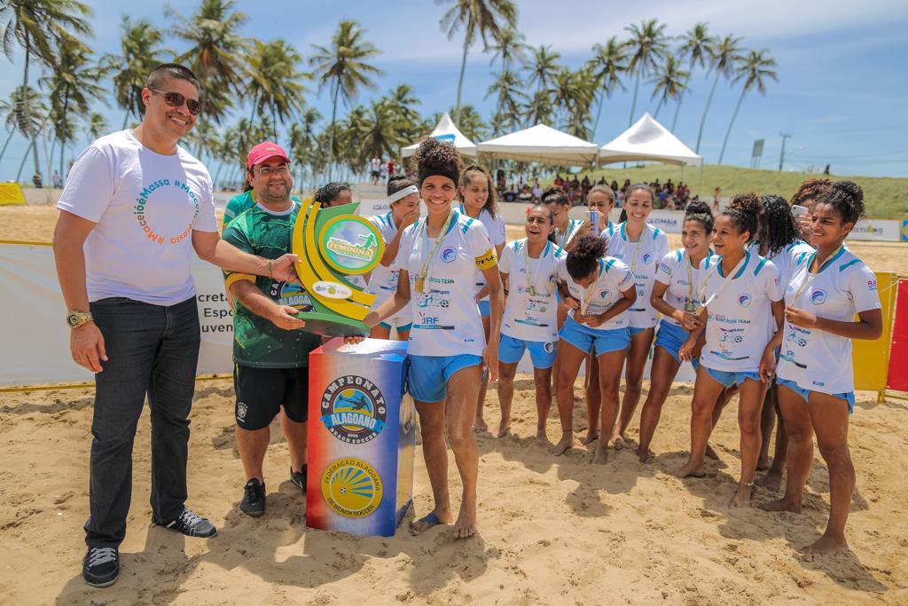 Arena de Futebol de Areia começa a ser montada na segunda-feira (9)