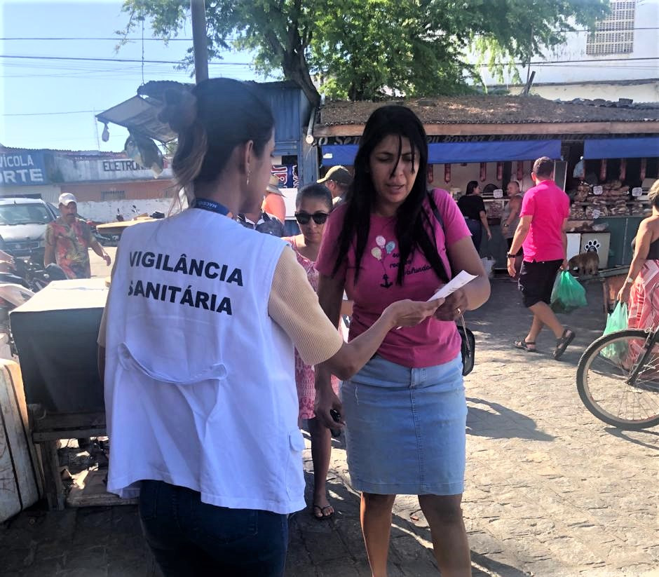 Vigilância Sanitária realiza ação educativa sobre manipulação de pescados