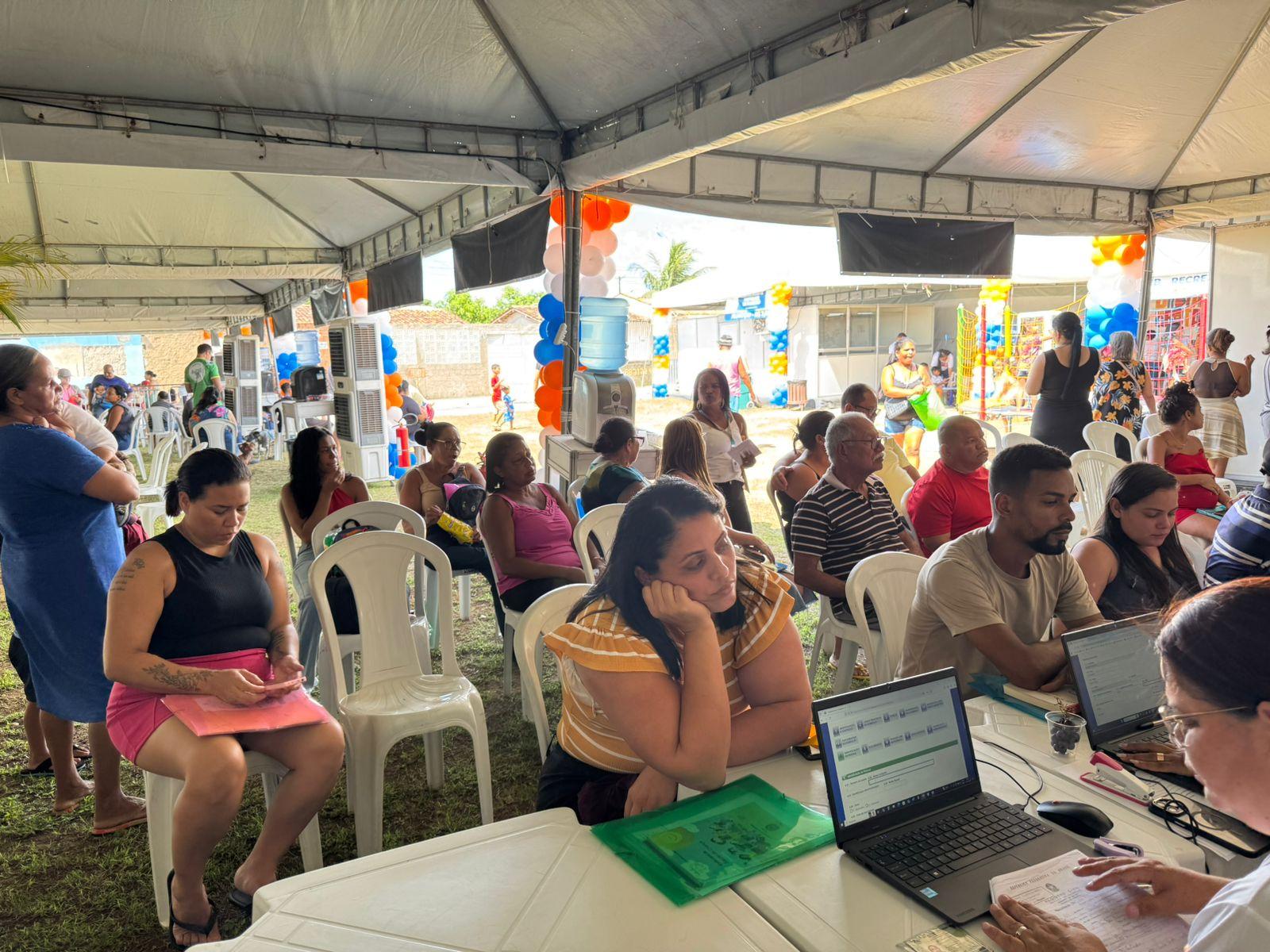 Brota na Grota leva serviços públicos aos moradores do Biu