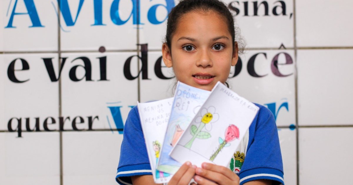 Esta menina de 5 anos está conquistando a internet com seu talento