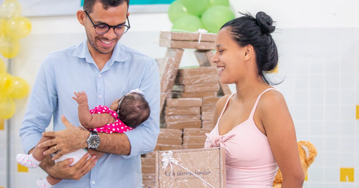 Mais sete mães são beneficiadas com kits do Programa Primeiros