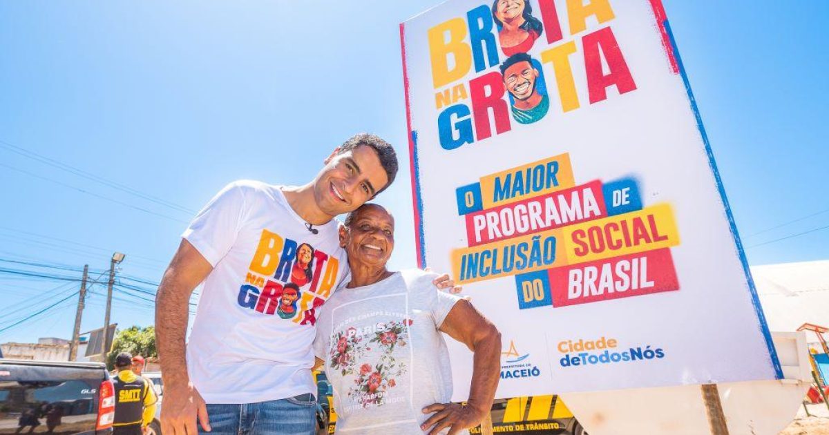 Prefeitura de Maceió  Favela 3D: prefeito JHC acompanha ações que…