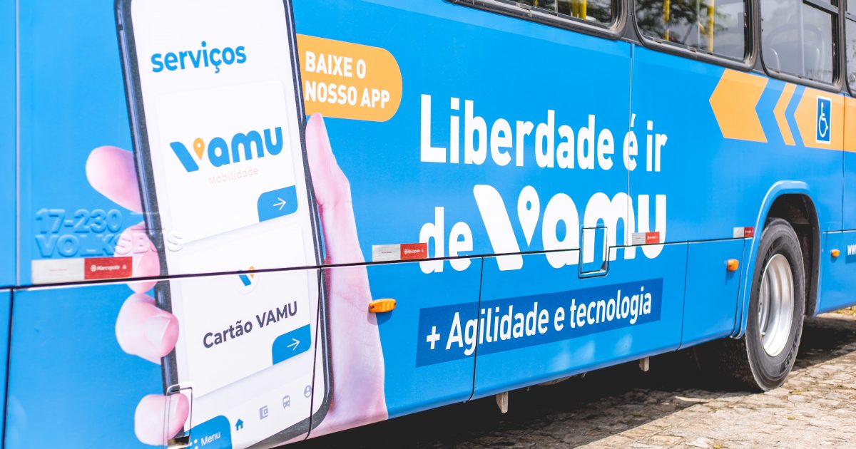 Passeio de ônibus urbano de passageiros versão móvel andróide iOS