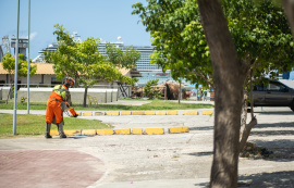 Benedito Bentes e Centro Pesqueiro do Jaraguá recebem equipe de higienização nesta segunda (22)
