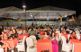 Show de humor marca comemoração do Dia do Servidor Público