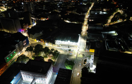 Ruas do Centro de Maceió têm iluminação pública modernizada com tecnologia LED