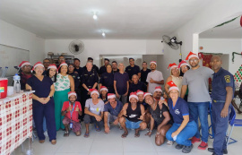 Centros Pop de Maceió comemoram Natal com pessoas em situação de rua