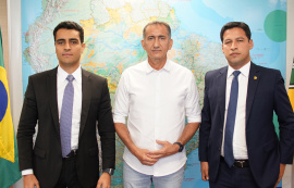 JHC pede criação de auxílio para pescadores e marisqueiras que estão impedidos de pescar em Maceió