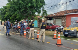Mais de 700 motociclistas abordados em operação não portavam carteira de habilitação