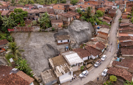 Obras de encostas na grota da Alegria, no Benedito Bentes, garantem segurança para moradores