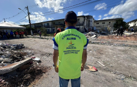 Autarquia de Limpeza Urbana conclui limpeza em área de desabamento no Conjunto Maceió 1