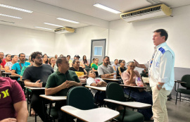 Vigilância Sanitária capacita pessoal que atua no ramo de alimentos