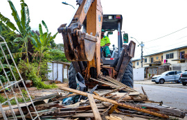 Semsc remove construções irregulares em área de preservação ambiental no Maceió 1