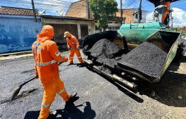 Prefeitura de Maceió implanta pavimentação na Rua Senhor do Bonfim, na Chã da Jaqueira