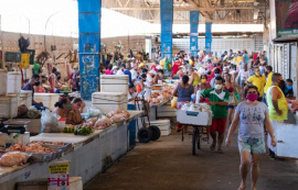 Shoppings populares, mercados públicos e feiras livres abrem nesta quarta-feira (20)