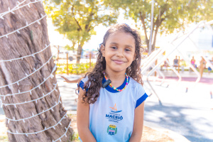 Giovana, aluna do CMEI, curtiu a programação fora da escola.Foto: Joyce Juliana / Ascom Semed