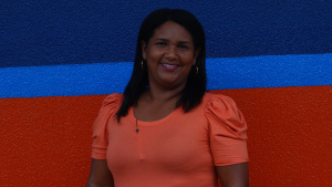 Alessandra Santos, professora da sala de recursos da Fundação Casa do Especial. Foto: Vinícius Moreira