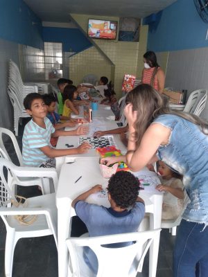 Ação em promoção à Saúde Mental em abrigo de Maceió. Foto: Ascom SMS