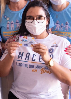 Gerente de Imunização da Secretaria Municipal de Saúde, Eunice Amorim. Foto: Bruno Wesley/Ascom SMS