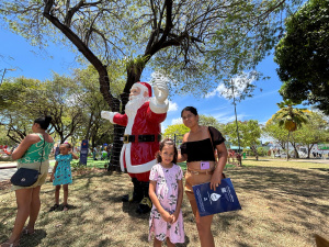 Kelly e a filha visitaram o Parque pela primeira vez e pretendem voltar para novos passeios. Foto: Vinícius Rocha