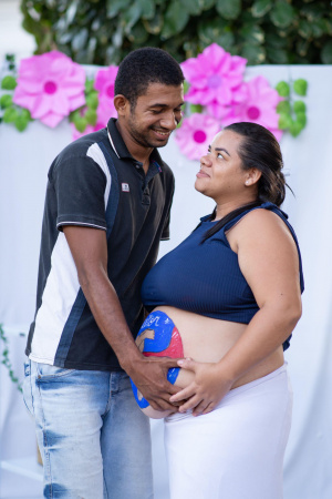 Casal aguarda chegada do bebê. Foto: Juliete Santos/Secom Maceió