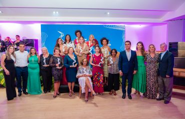 Prefeito JHC entrega Troféu Selma Bandeira para mulheres e destaca a importância da premiação