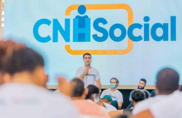 Prefeito de Maceió, JHC, lança programa CNH social