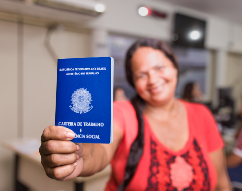 Maceió cria mais de 1.400 empregos formais e contribui com queda do desemprego em Alagoas e no País