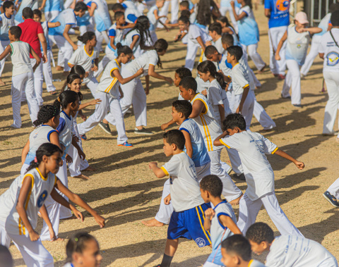 Alunos do Tempo Integral participam do Festival de Duplas Arte Capoeira nas Escolas