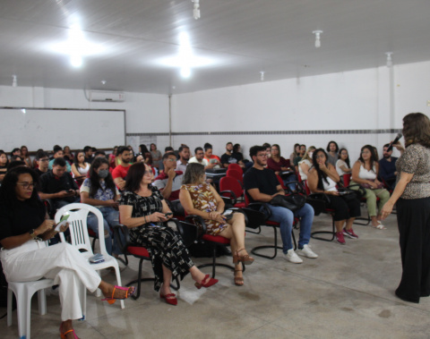 Educação realiza formação com novos colaboradores para o projeto Conquista Maceió