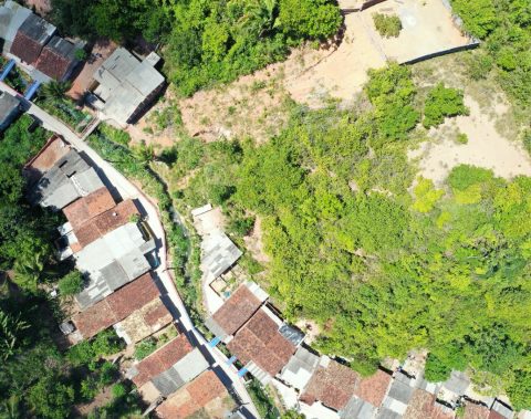 Defesa Civil inspeciona Chã da Jaqueira com drones para atualização de área de risco