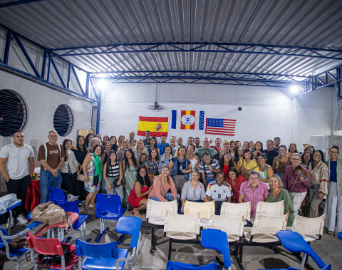 Emoção marca evento final dos 25 anos do Núcleo de Línguas estrangeiras da Semed