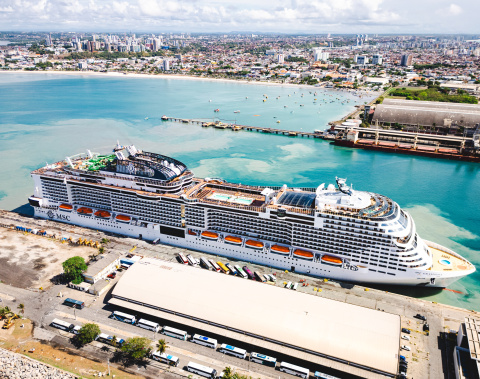 Maceió recebe cruzeiro MSC Grandiosa com mais de seis mil passageiros