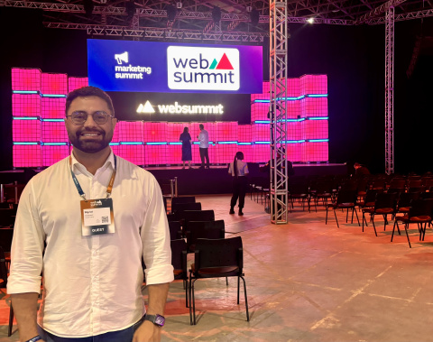 Presidente da FMAC marca presença no Web Summit Rio 2025