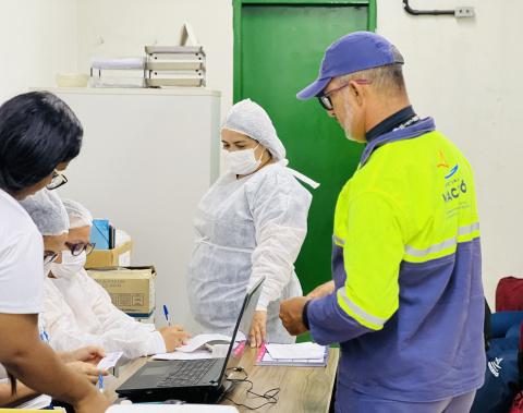 Prefeitura leva ações de saúde do Novembro Azul aos garis de Maceió