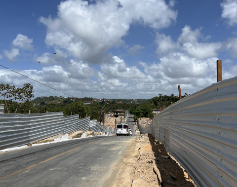 Defesa Civil libera via alternativa  para fluxo de veículos no Pinheiro