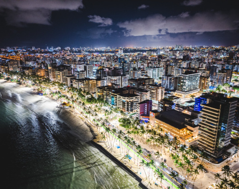 Prefeitura de Maceió moderniza parque luminoso da cidade