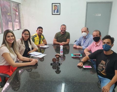 SMTT se reúne com comitiva da Ufal para ouvir demandas da instituição