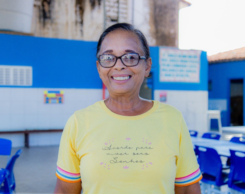 Conheça a história da líder comunitária que teve a vida transformada ao retomar os estudos