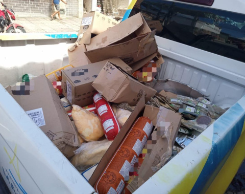 Vigilância Sanitária apreende 220 kg de alimentos estragados na Ponta da Terra