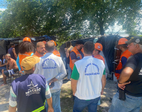 Vigilância Sanitária de Maceió participa de operação para remoção de pocilgas na orla lagunar
