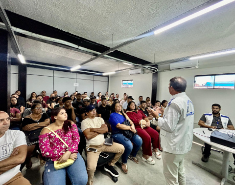 Vigilância capacita comerciantes de pizzarias sobre boas práticas sanitárias