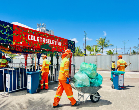 Coleta seletiva no Verão Massayó retirou mais de 3,7 toneladas de recicláveis