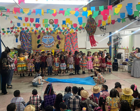 Projeto Nordestinidade resgata tradição junina em escola municipal