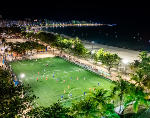 Prefeitura entrega Areninha Pajuçara e resgata espaços de esporte e lazer em Maceió