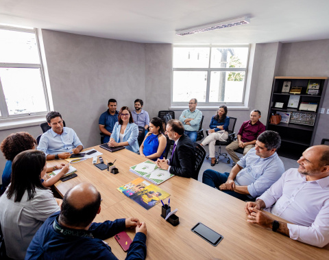 Vice-prefeito e titular da Seminfra debate com Ifal parceria para construção de novo campus na capital